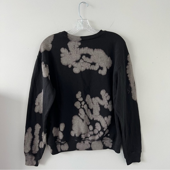 NWT Looney Tunes Tie Dye Tune Squad Pullover Sweater Size Medium 90s Retro - Picture 3 of 5